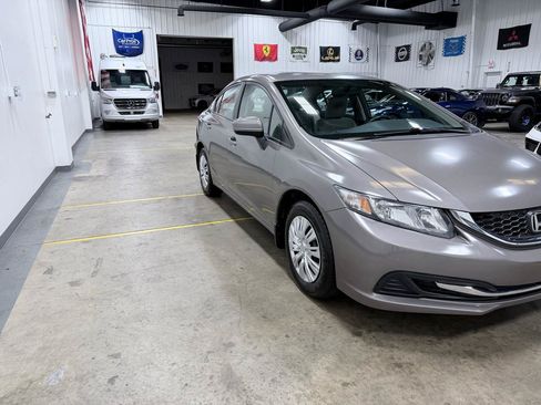 Used 2014 Honda Civic LX image 17