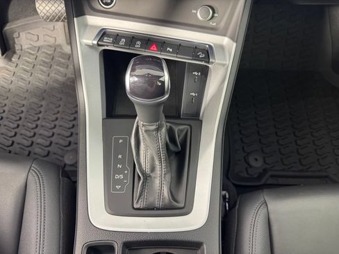 Used 2022 Audi Q3 2.0T Premium AWD/4WD image 18