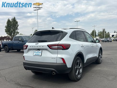 Used 2025 Ford Escape ST-Line Select AWD/4WD image 7