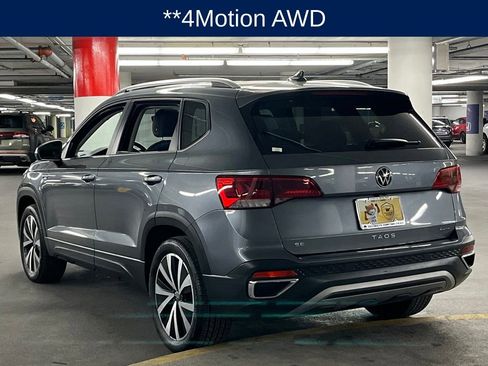 Used 2023 Volkswagen Taos SE AWD/4WD image 5