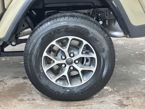 New 2026 Jeep Gladiator Sport image 40