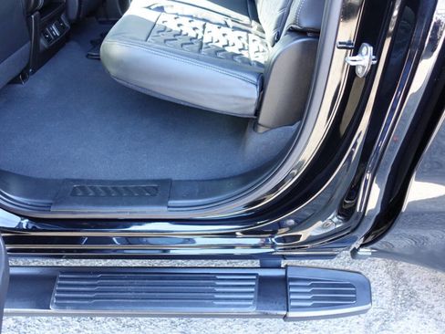 Used 2023 GMC Sierra 1500 Elevation image 22