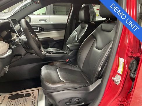 New 2026 Jeep Compass Limited AWD/4WD image 11