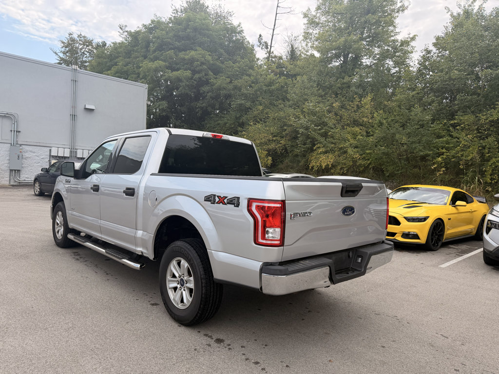 Used 2017 Ford F150 XLT AWD/4WD image 5