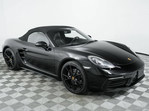 Used 2021 Porsche 718 Boxster RWD image 69