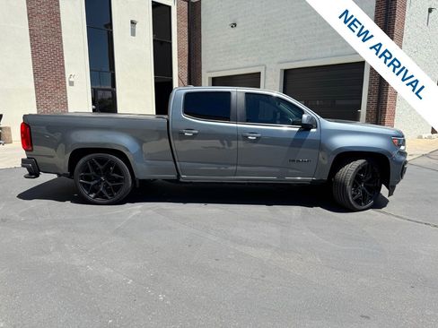 Used 2022 Chevrolet Colorado LT w/ LT Convenience Package AWD/4WD image 8