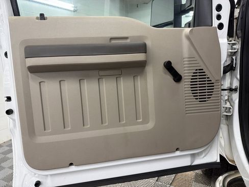 Used 2008 Ford F350 XL image 14