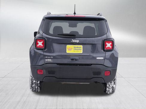 Used 2022 Jeep Renegade Latitude w/ Convenience Group image 6