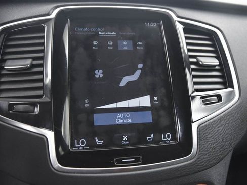 Used 2022 Volvo XC90 T6 Momentum w/ Advanced Package image 20