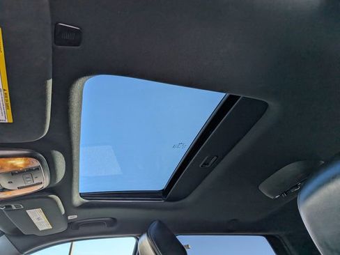 Used 2023 Dodge Durango GT image 18