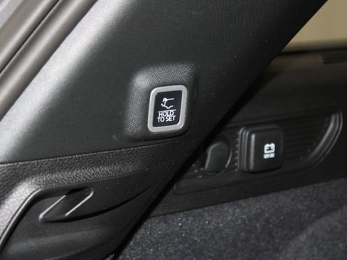 Used 2024 Jeep Grand Cherokee Summit image 32