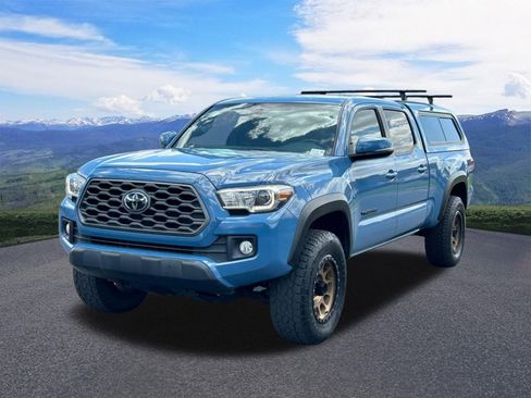 Used 2019 Toyota Tacoma TRD Off-Road w/ TRD Premium Off Road Package AWD/4WD image 1