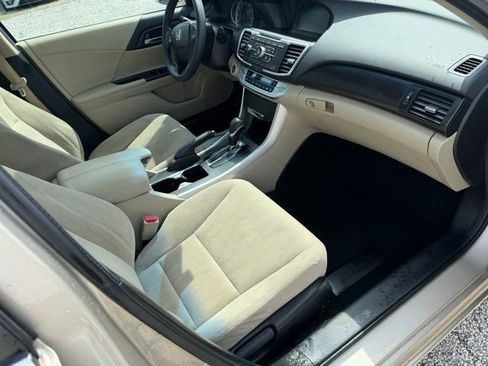 Used 2013 Honda Accord EX image 33