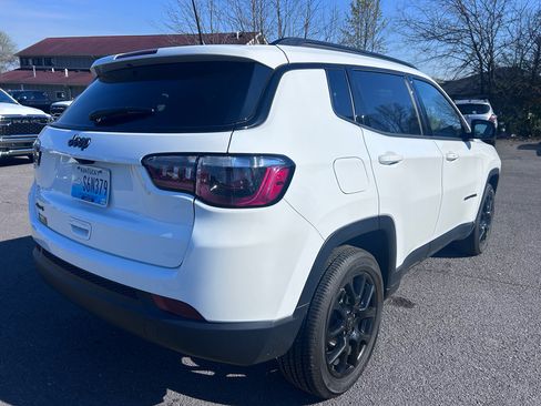 New 2026 Jeep Compass Latitude image 5