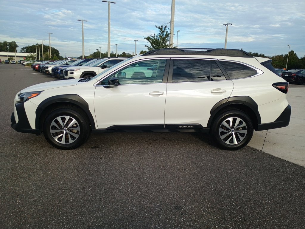 Certified 2025 Subaru Outback Premium w/ Popular Package #1A AWD/4WD image 8