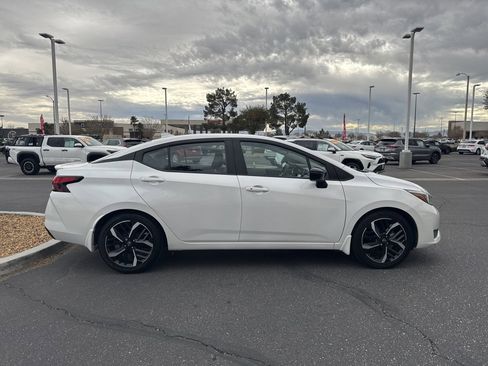 Used 2023 Nissan Versa SR w/ Trunk Package image 5