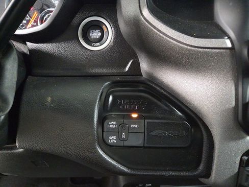 Used 2024 RAM 3500 Tradesman w/ Chrome Appearance Group image 20