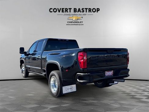 Used 2024 Chevrolet Silverado 3500 High Country w/ High Country Premium Package image 5