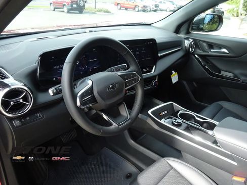 New 2026 Chevrolet Equinox LT w/ Convenience Package II image 12