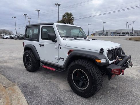 Used 2024 Jeep Wrangler Sport image 14