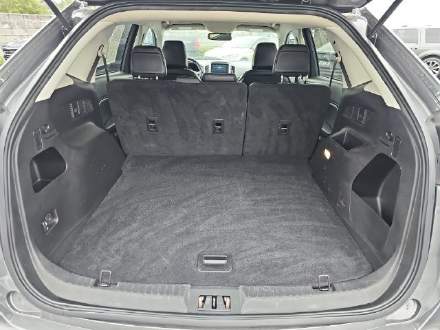 Used 2024 Ford Edge SEL AWD/4WD image 12