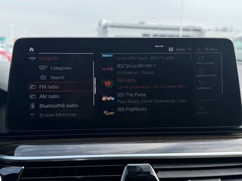 Used 2021 BMW 540i xDrive w/ M Sport Package image 33