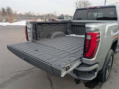 Used 2024 GMC Sierra 2500 Denali Ultimate w/ Max Trailering Package image 34