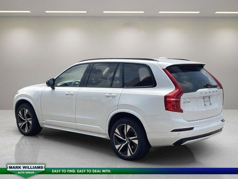 Used 2023 Volvo XC90 T8 Plus image 5
