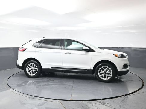 Used 2024 Ford Edge SEL AWD/4WD image 3