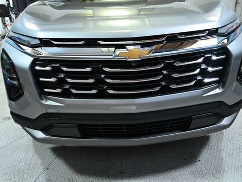 Used 2026 Chevrolet Equinox LT image 17