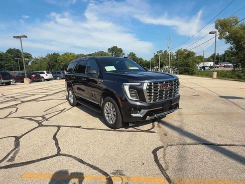 Certified 2025 GMC Yukon Denali AWD/4WD image 2