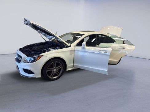 Used 2015 Mercedes-Benz CLS 400 4MATIC image 9
