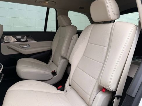 Used 2022 Mercedes-Benz GLS 450 4MATIC w/ Warmth & Comfort Package image 36