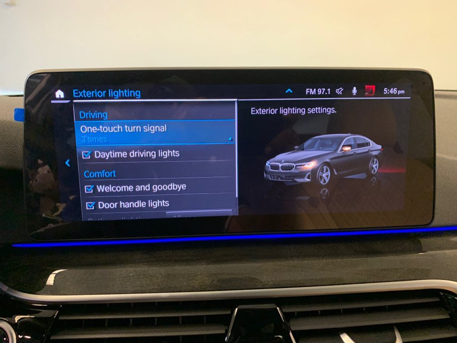 Used 2023 BMW 530i w/ Premium Package RWD image 41