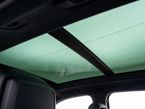 New 2026 Porsche Cayenne image 18