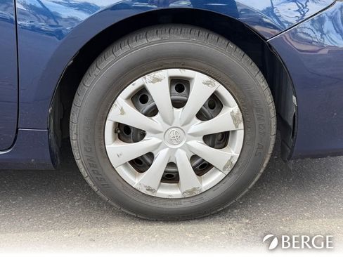 Used 2011 Toyota Corolla LE image 11