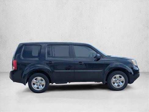 Used 2015 Honda Pilot LX image 4