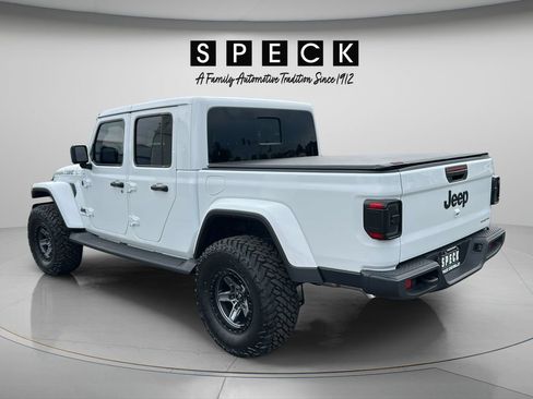 Used 2025 Jeep Gladiator Sport AWD/4WD image 3