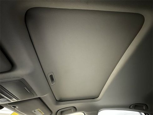 Used 2021 Honda Accord EX-L image 25