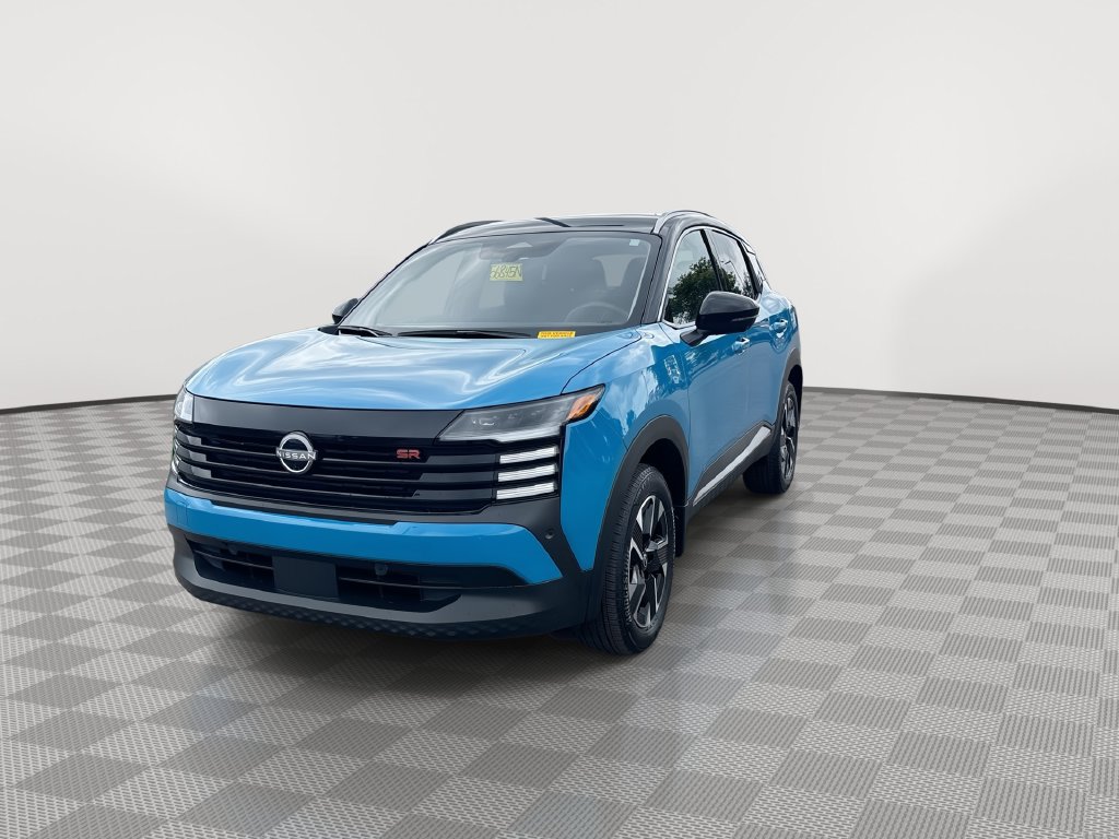 Certified 2025 Nissan Kicks SR FWD image 6