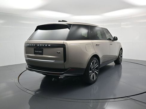 Used 2023 Land Rover Range Rover Long Wheelbase Autobiography AWD/4WD image 30