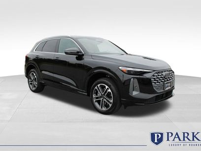 Used 2025 Audi Q5 Premium w/ Convenience Package