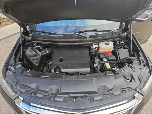 Used 2023 Chevrolet Traverse LT w/ LPO, Floor Liner Package image 30