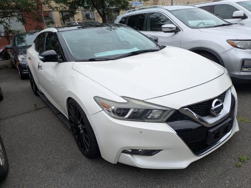 Used 2016 Nissan Maxima Platinum image 4