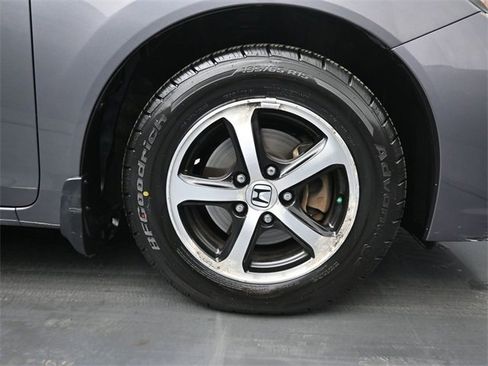 Used 2015 Honda Civic SE image 42