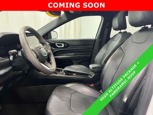 Used 2023 Jeep Compass High Altitude AWD/4WD image 16