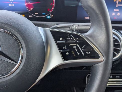 Used 2025 Mercedes-Benz CLA 250 image 27
