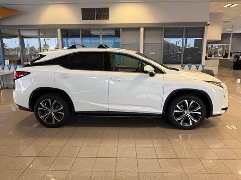 Used 2017 Lexus RX 350 AWD image 2