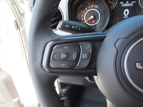 New 2025 Jeep Gladiator Sport image 19