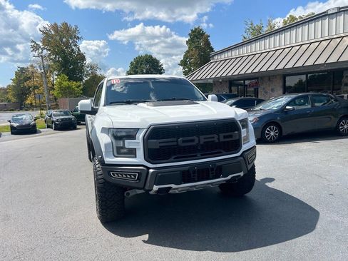 Used 2019 Ford F150 Raptor w/ Equipment Group 802A Luxury image 16